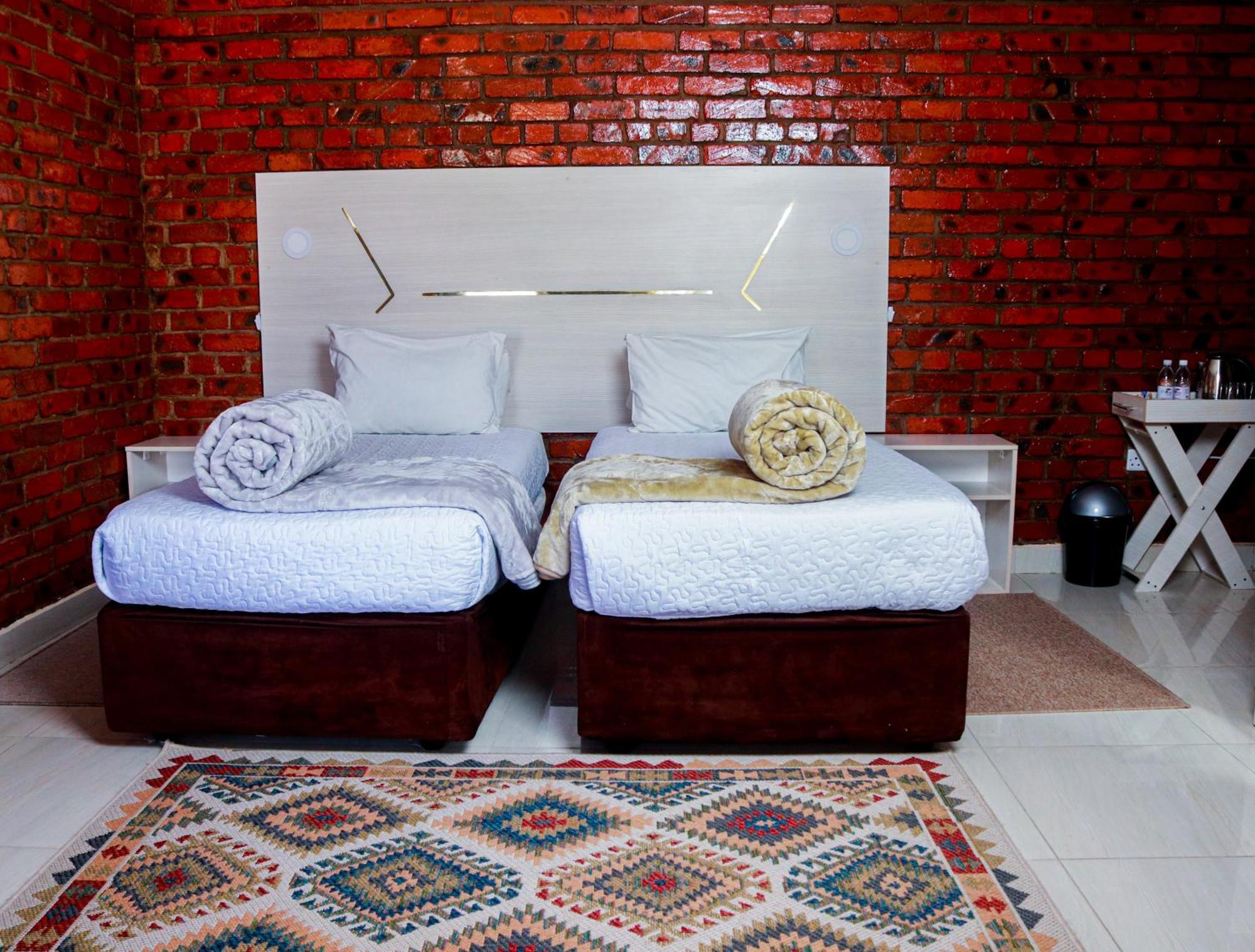 Stephen Margolis Resort Хараре Экстерьер фото